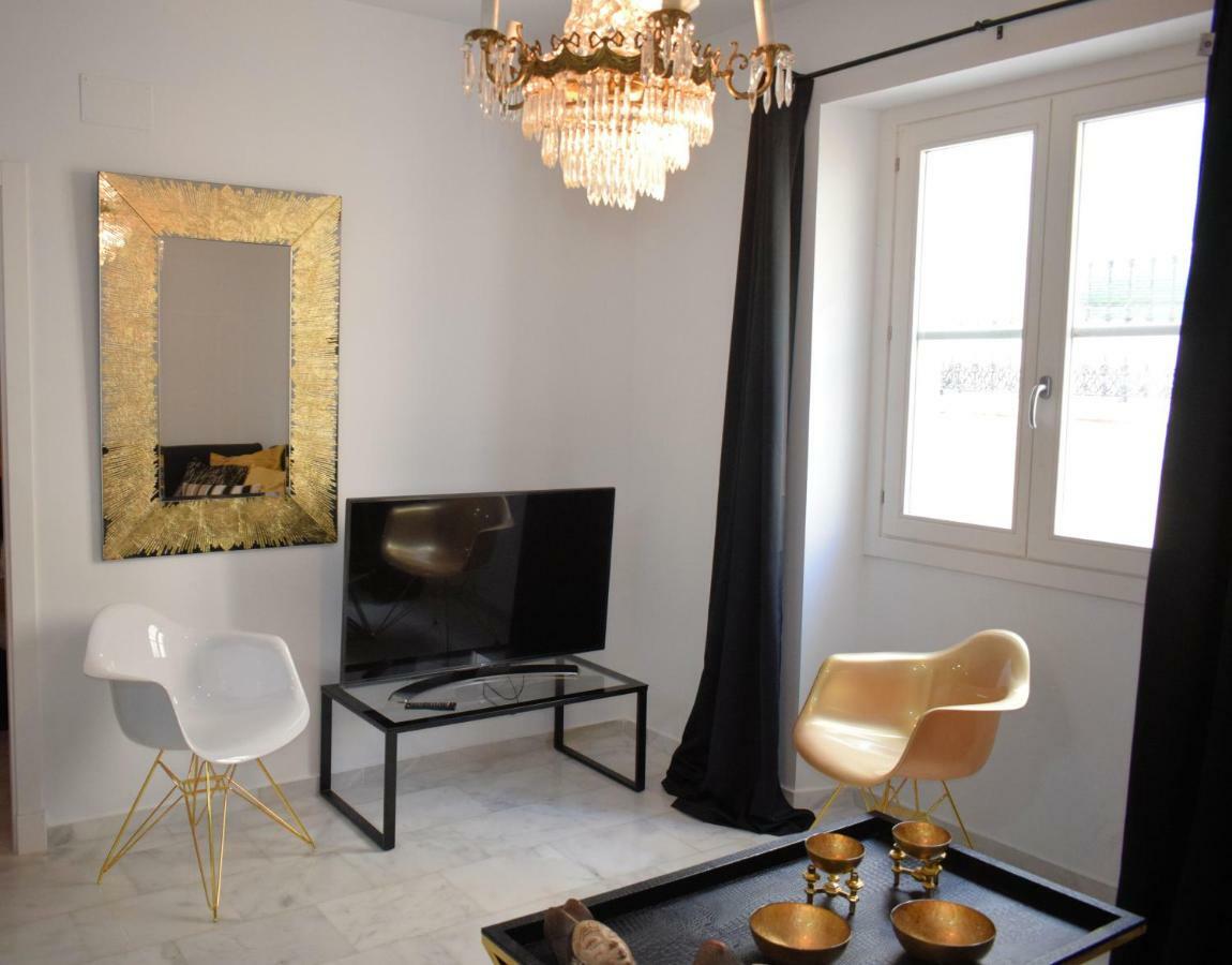 Appartement Apartamento Luxury à Cadix Extérieur photo